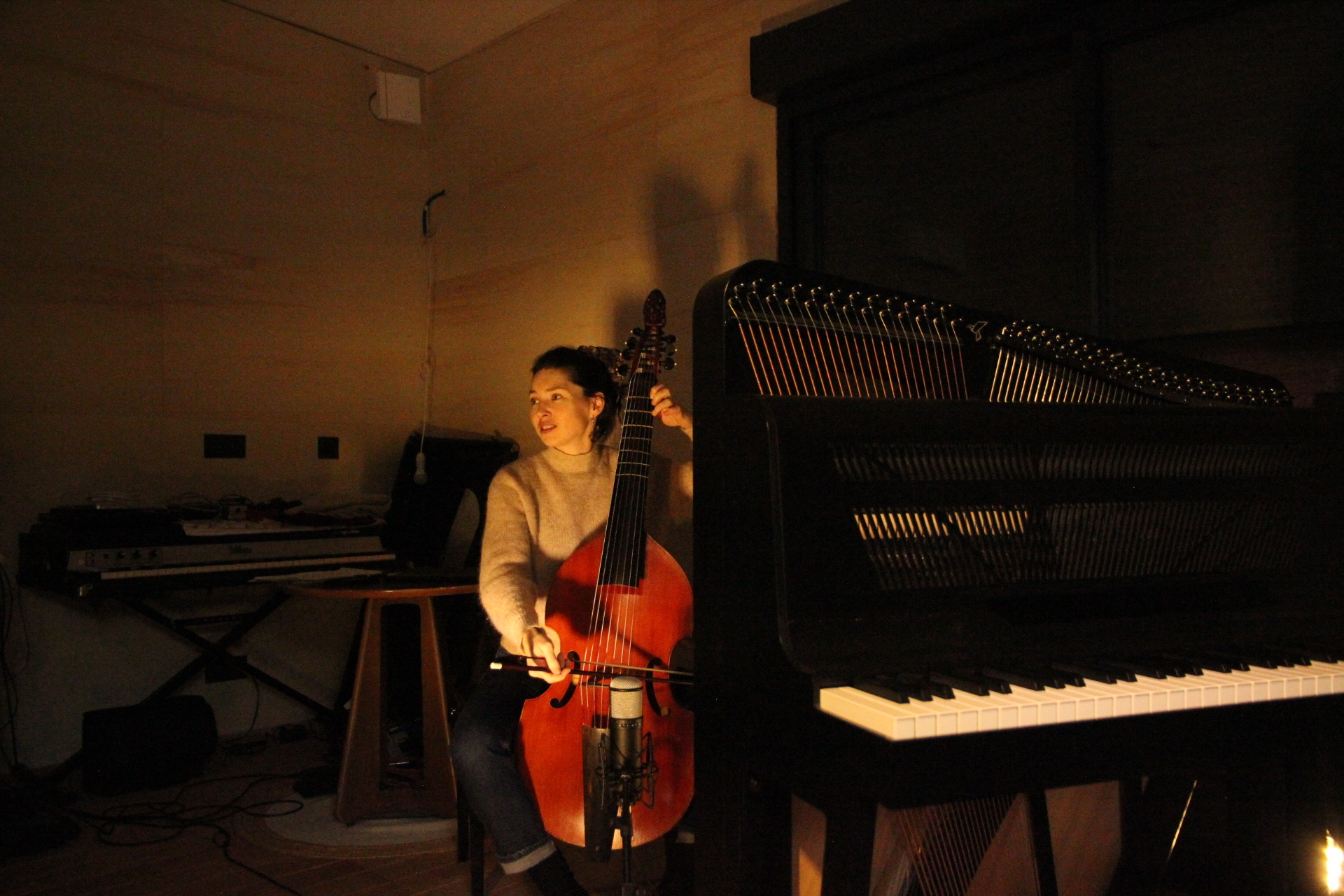 Dua Corda — Louise Bouedo & Augustin d'Assignies (© Francis Payol)